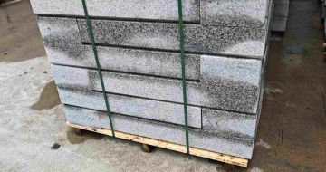 鞍山芙蓉白路牙石，马路牙子