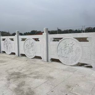 鞍山芝麻白河道栏杆 石材栏杆