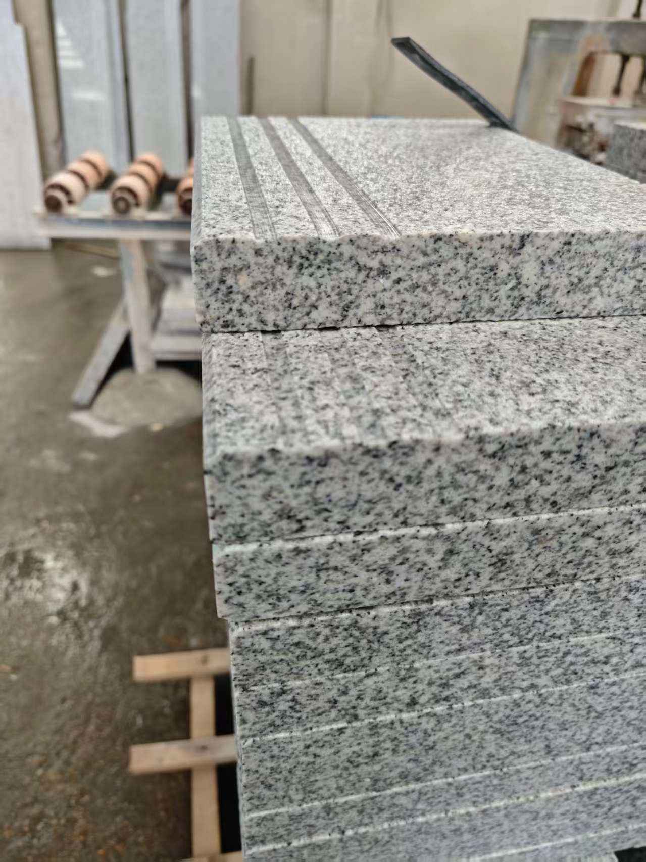 鞍山芝麻白楼梯踏步