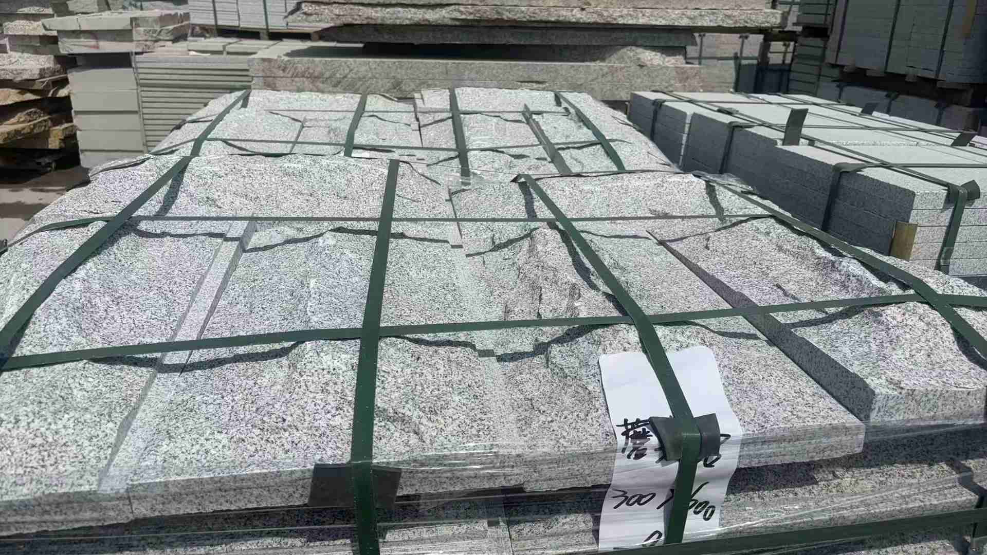 鞍山蘑菇石 自然面